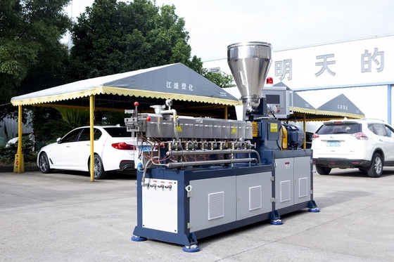 Linea di produzione di granulazione per estrusore a doppia vite in pellet di plastica in PVC
