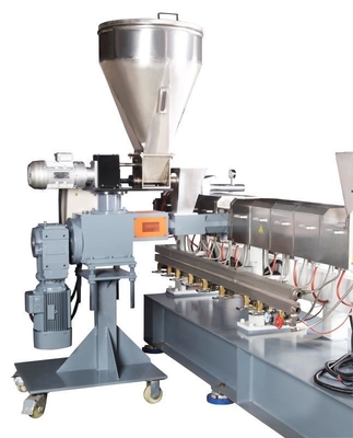 CE PVC PP PE Granulazione di plastica riciclata Co-rotante Twin Screw Extruder con 315kW